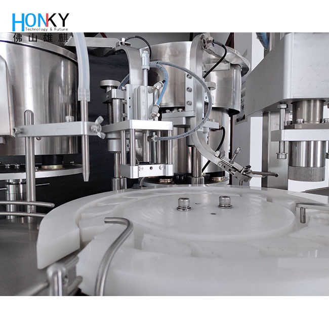 10ml υγρή μηχανή 25BPM κάλυψης πλήρωσης φιαλιδίων για τη μικρή υγρή κατασκευή Pharma batch